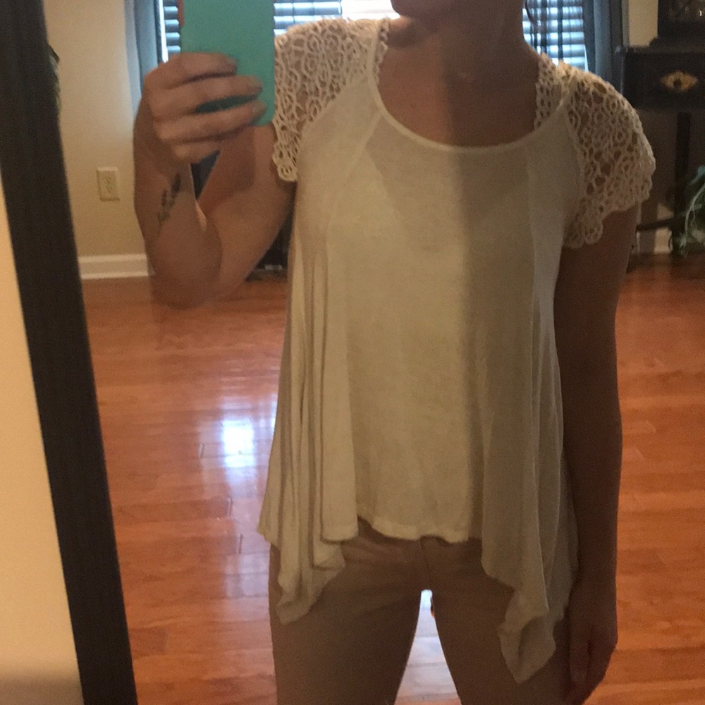 Crochet sleeve flowy top